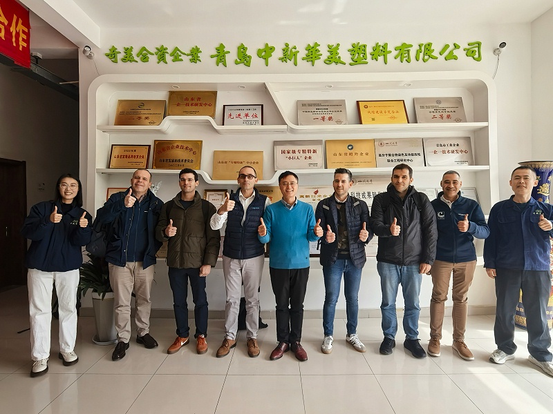 西班牙汽车注塑厂客户来厂考察——深化汽车内外饰件用改性PP材料合作