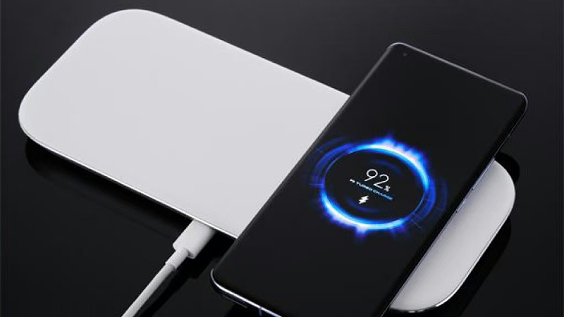 探究：无线充电器为何青睐阻燃PC合金材料？