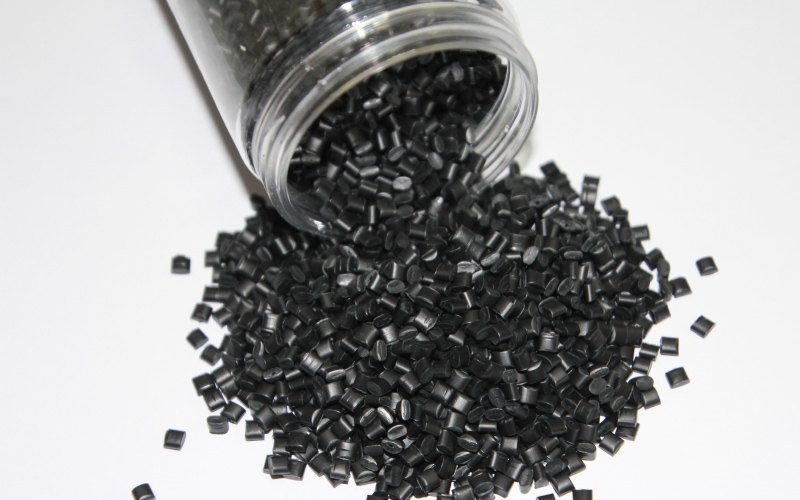 锂电池隔膜材料升级：离火自熄、高抗冲阻燃PP材料的研发与应用